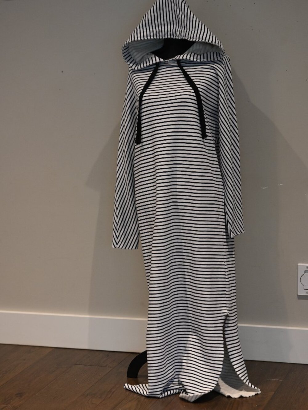 Frank & Eileen Striped Hooded Maxi Sweater Dress Medium